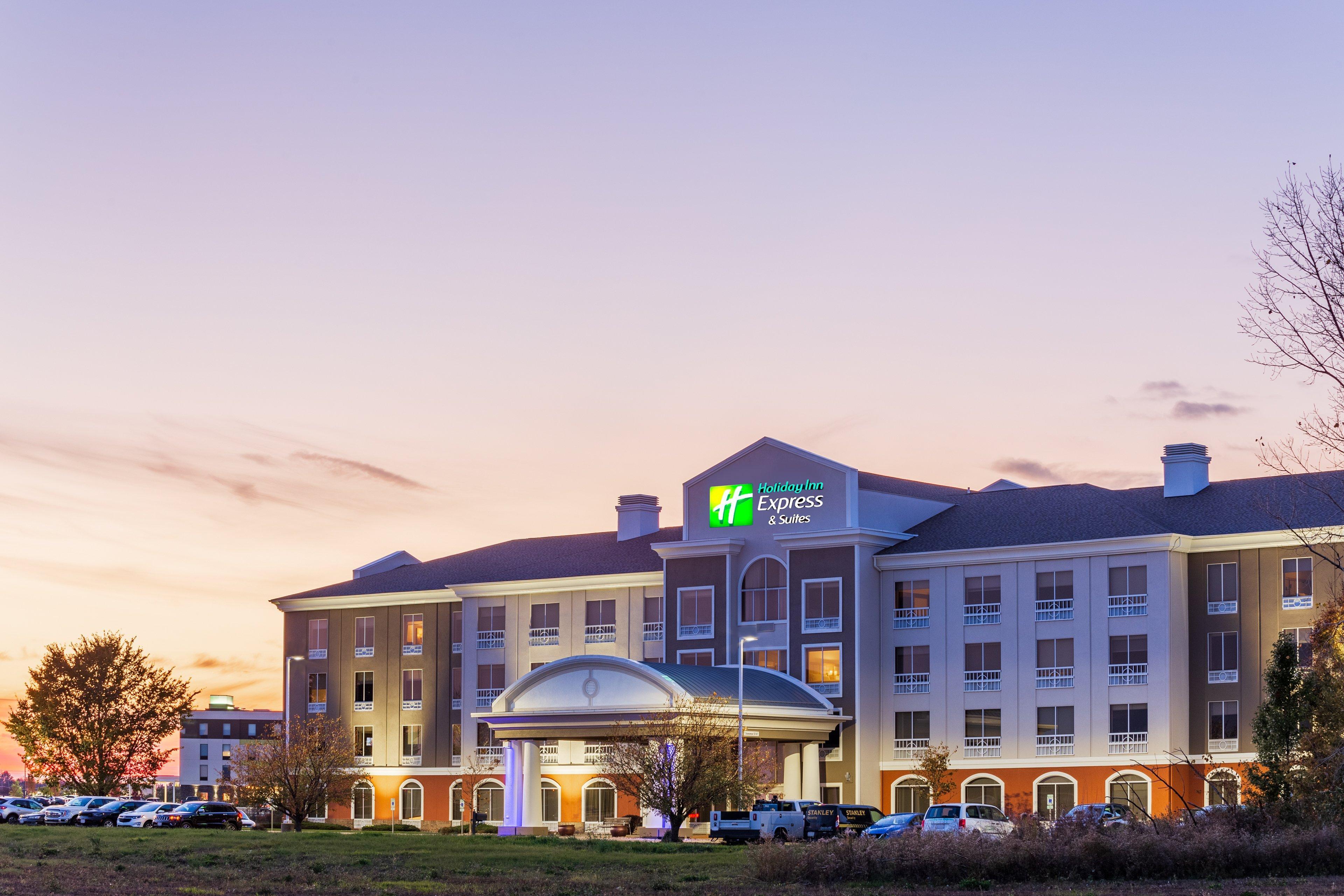 Holiday Inn Express Rockford-Loves Park By Ihg Εξωτερικό φωτογραφία
